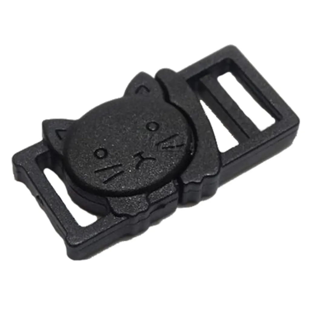 breakaway-buckle-cat.webp